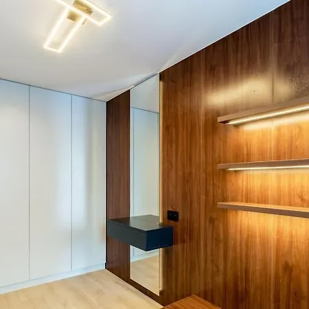 Dolcefarniente With Free Parking!